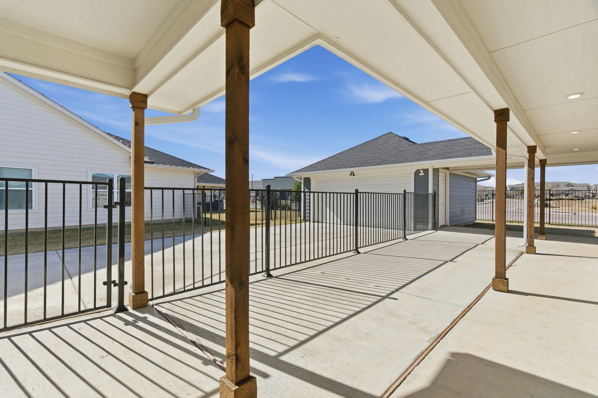 649 Charlotte Lane Burleson TX 76028