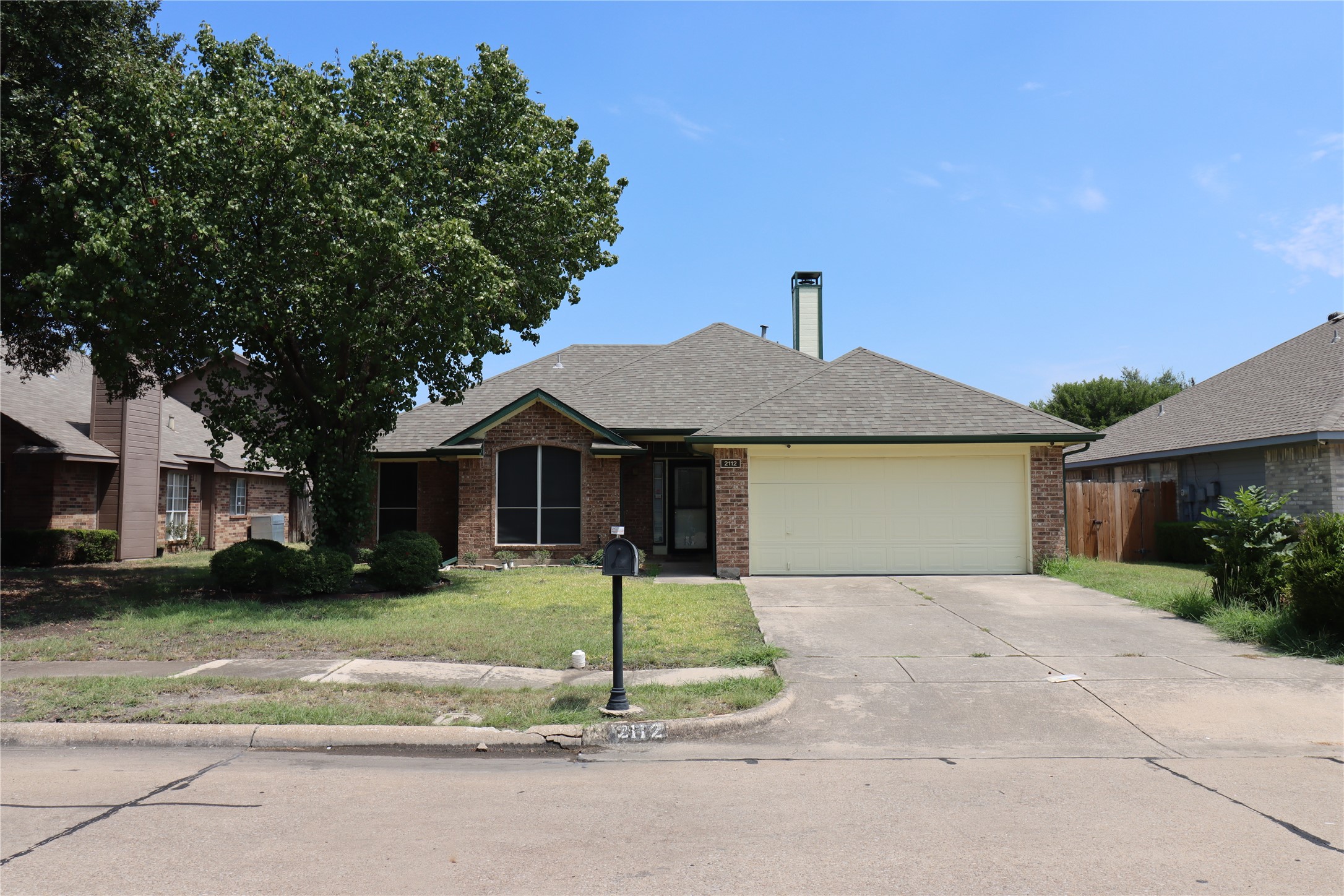 2112 Coral Court Irving TX 75060