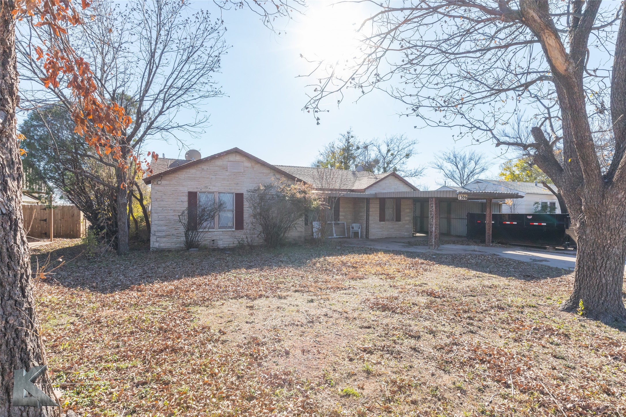 1306 Landon Street Stamford TX 79553