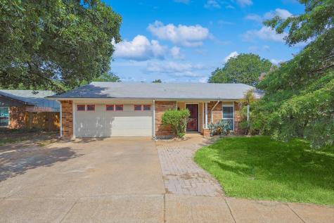 3621 Aspenwood Drive Bedford TX 76021
