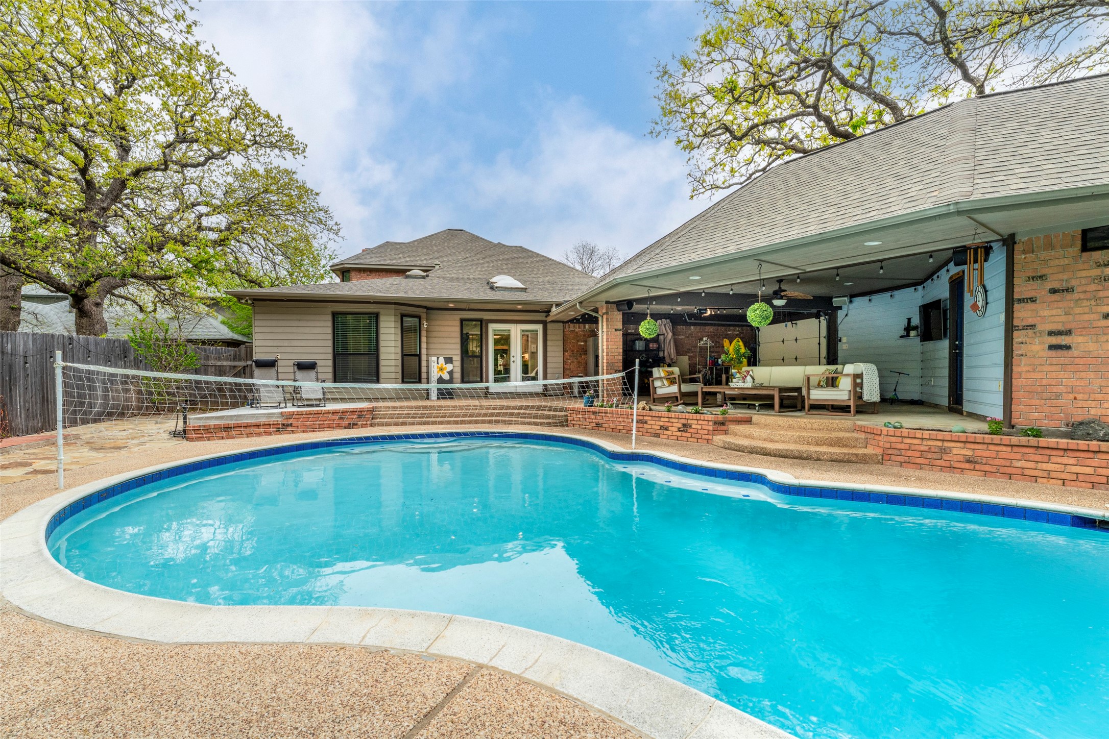 4802 Willow Bend Drive Arlington TX 76017