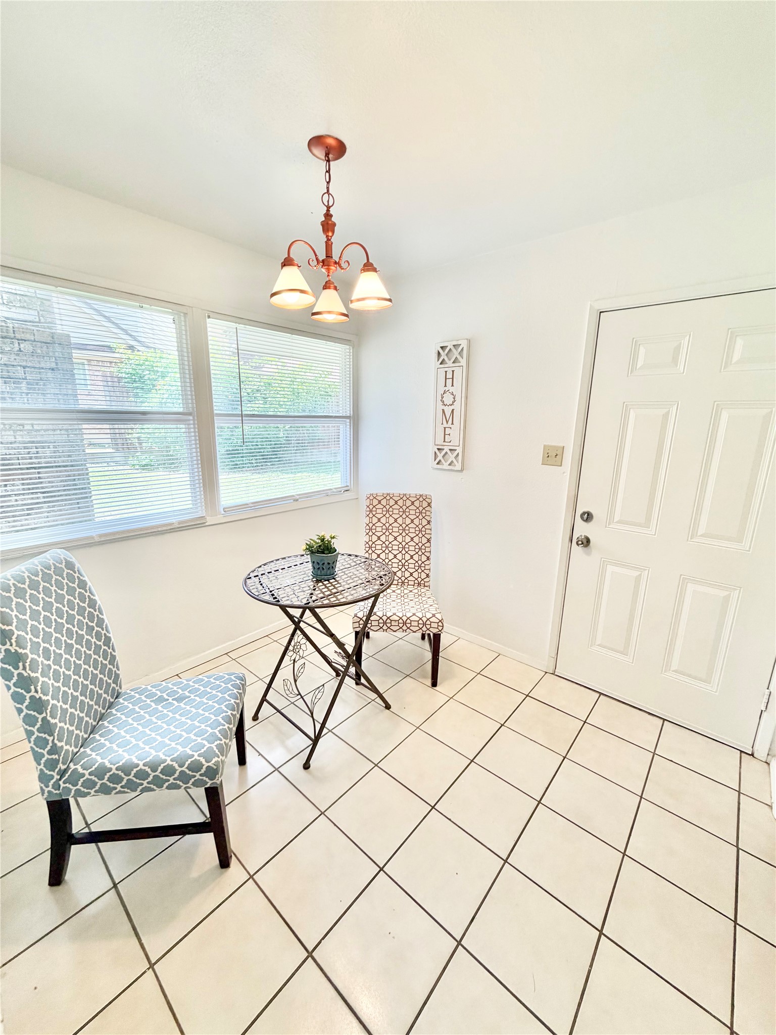 2117 Foxcroft Circle Denton TX 76209