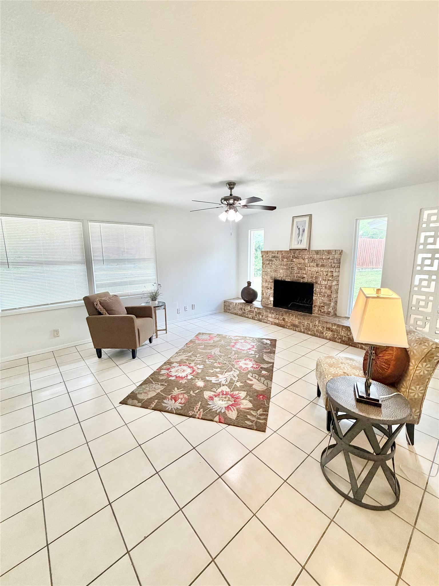 2117 Foxcroft Circle Denton TX 76209