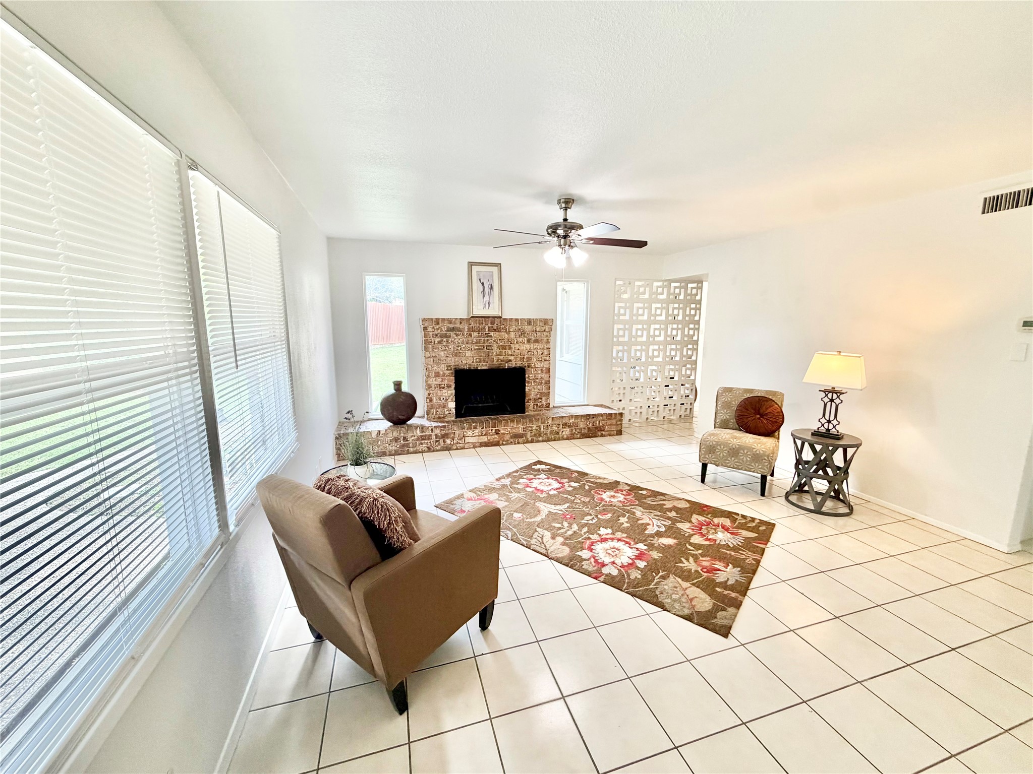 2117 Foxcroft Circle Denton TX 76209