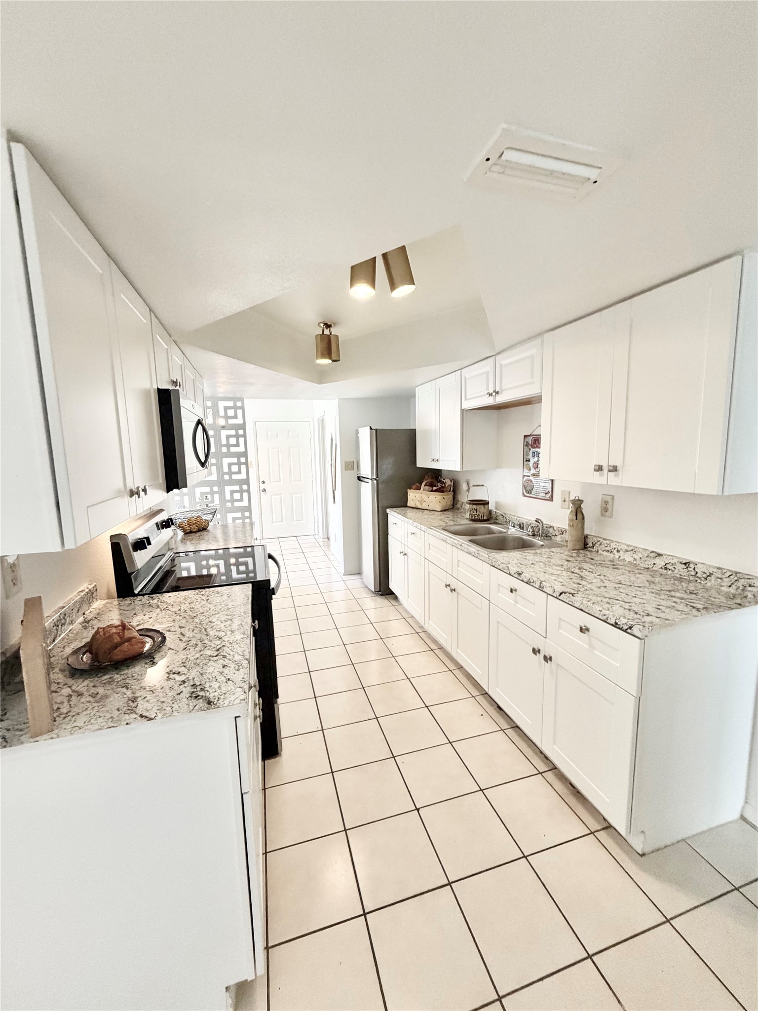 2117 Foxcroft Circle Denton TX 76209