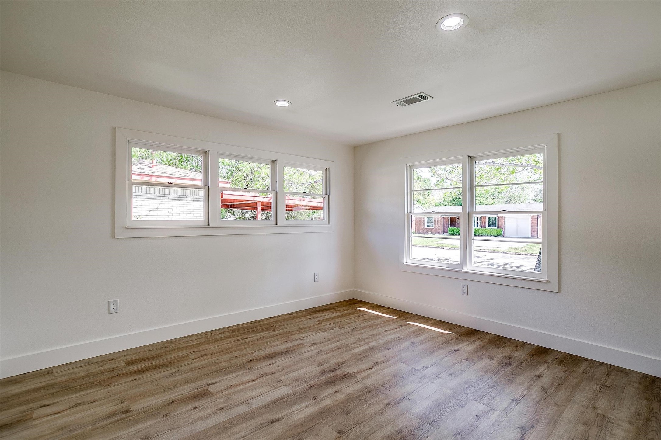 5440 Fursman Avenue Fort Worth TX 76114