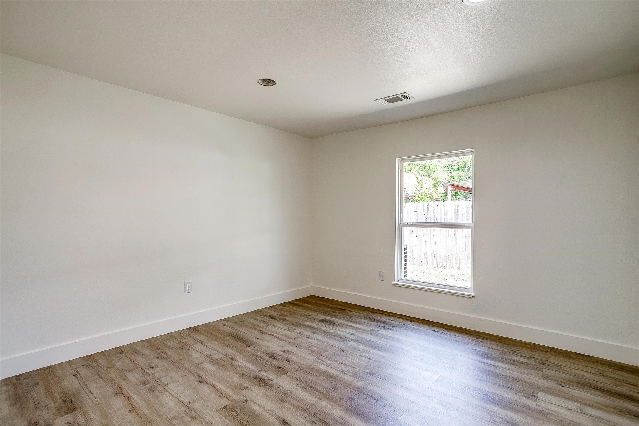 5440 Fursman Avenue Fort Worth TX 76114