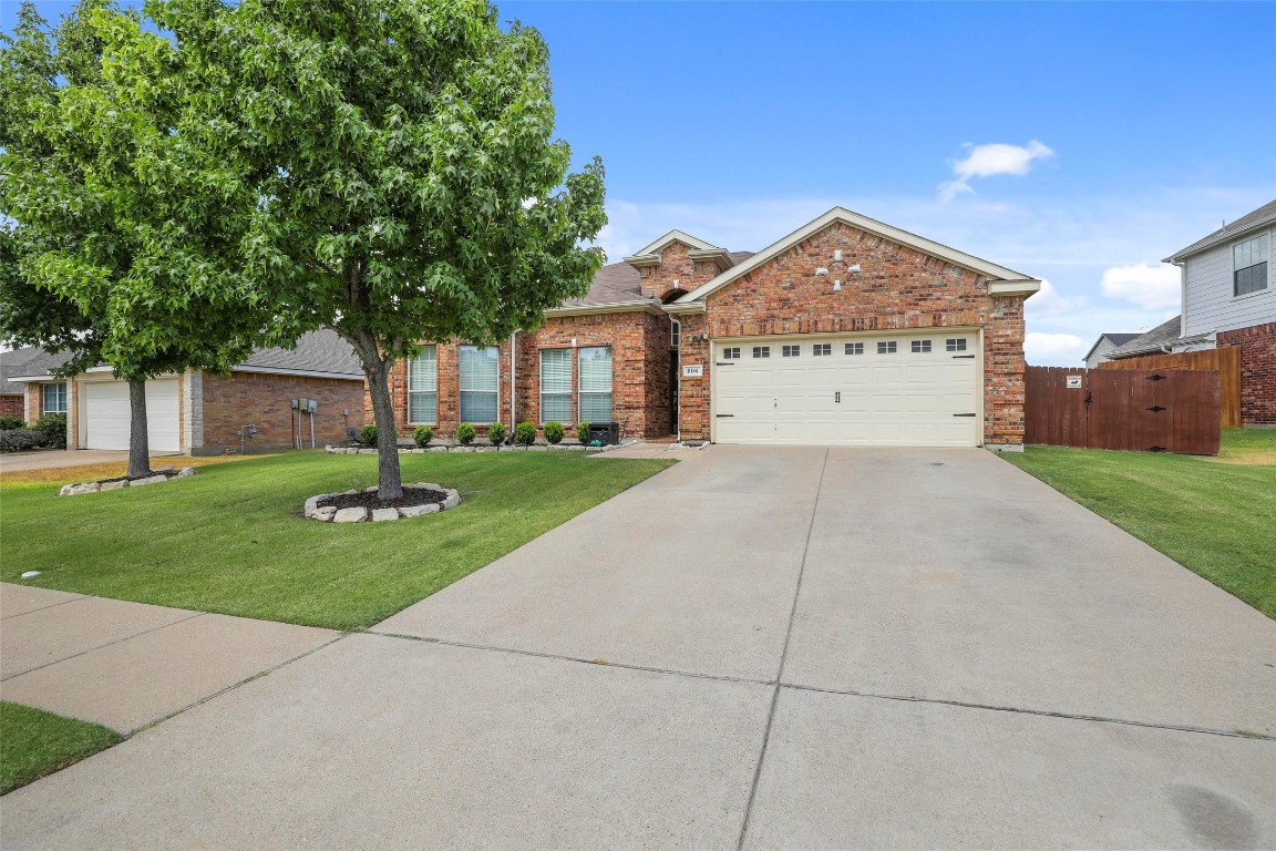 606 Diamond Creek Drive Forney TX 75126