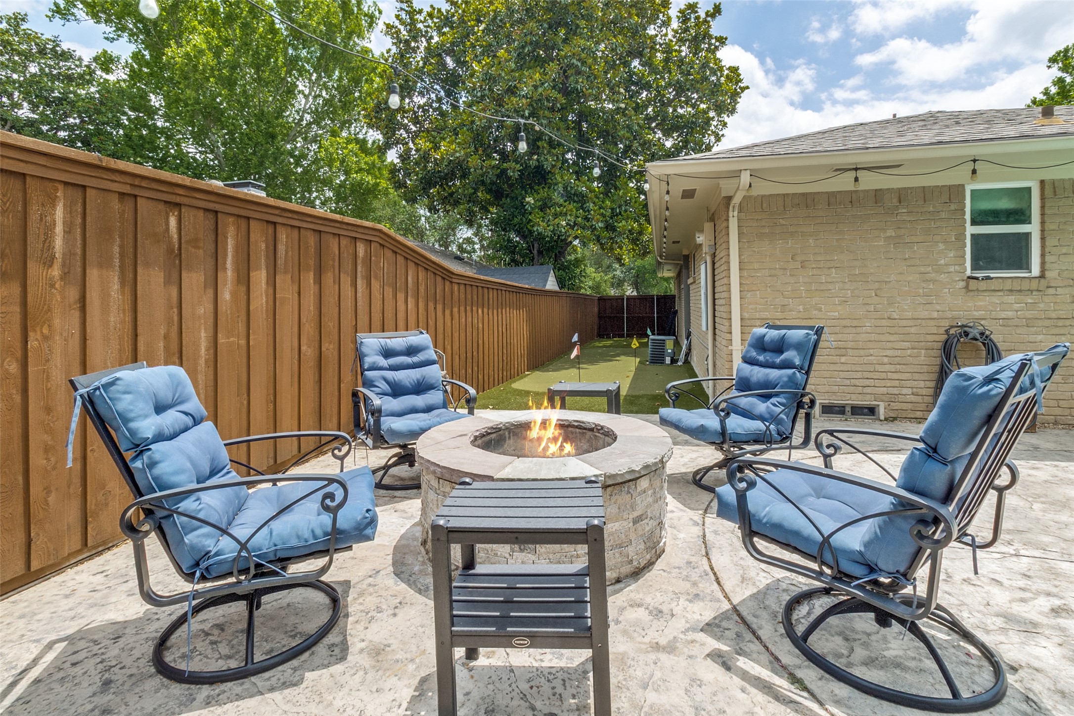 14952 Knollview Drive Dallas TX 75248