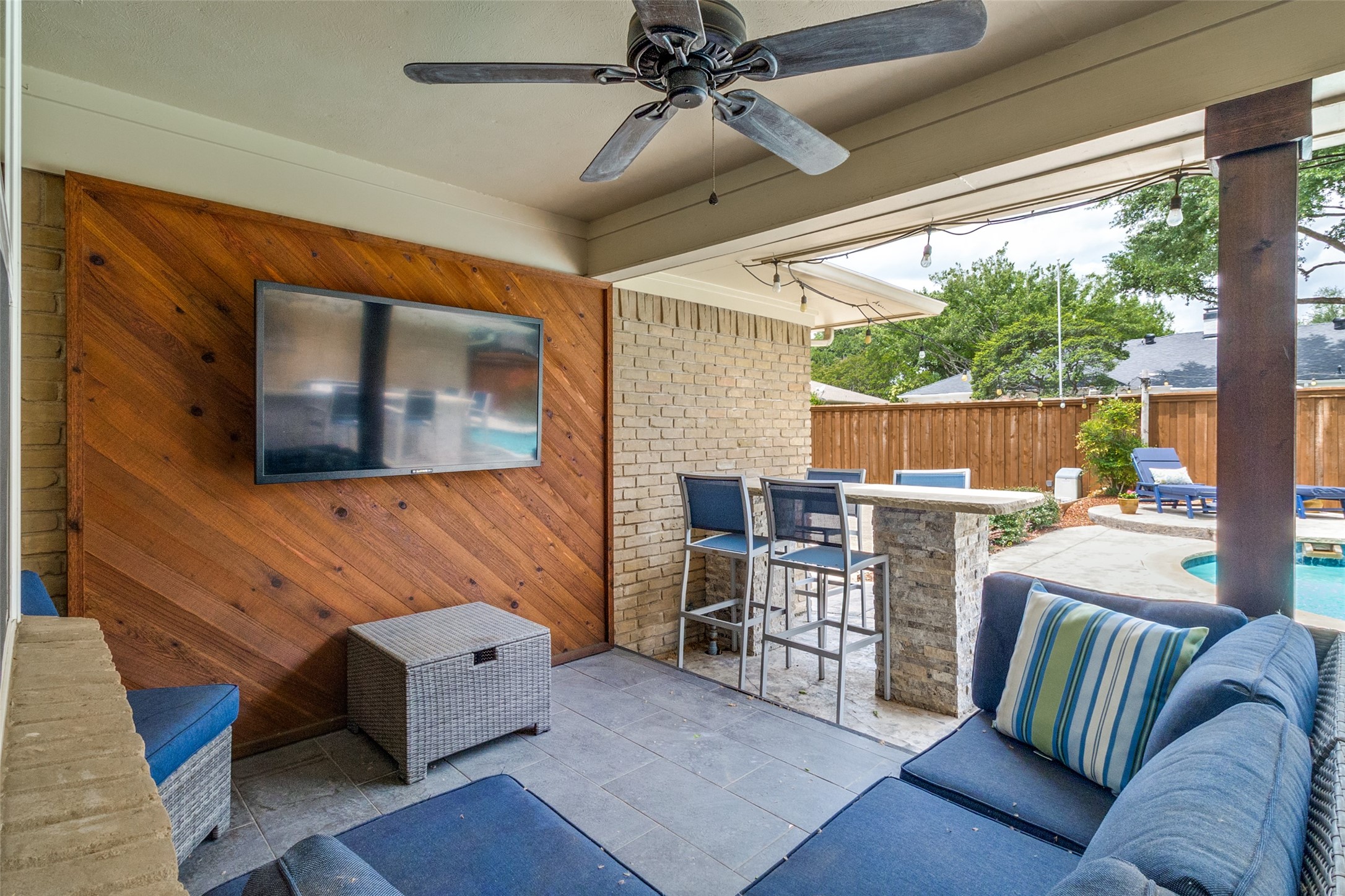 14952 Knollview Drive Dallas TX 75248