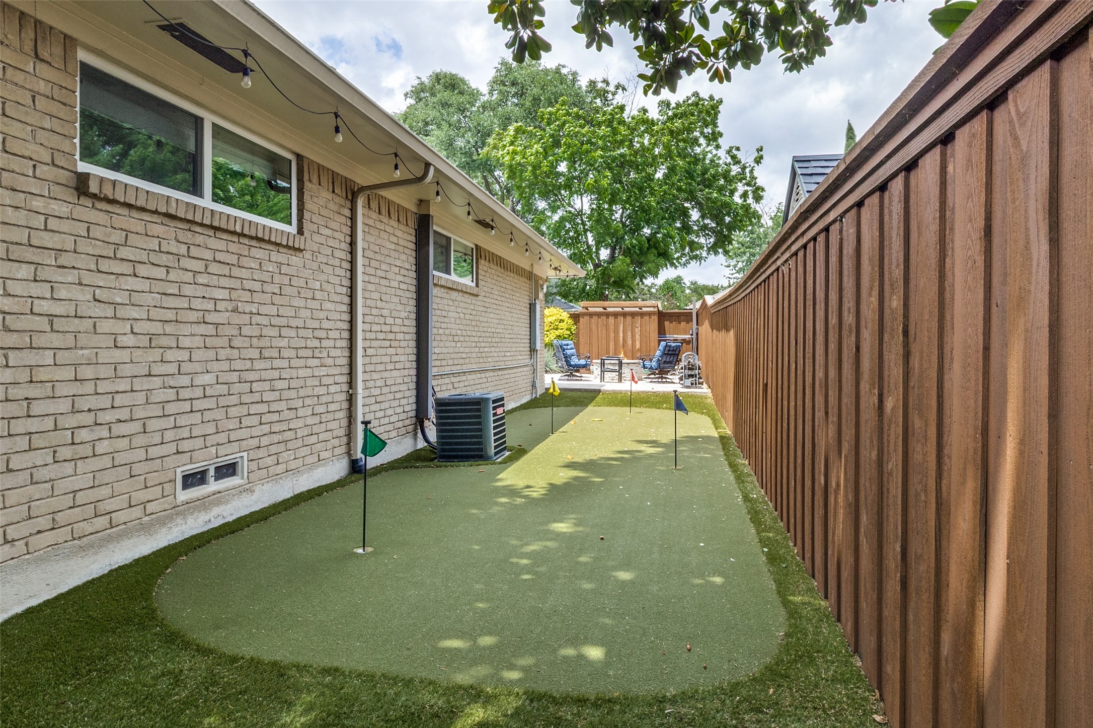 14952 Knollview Drive Dallas TX 75248