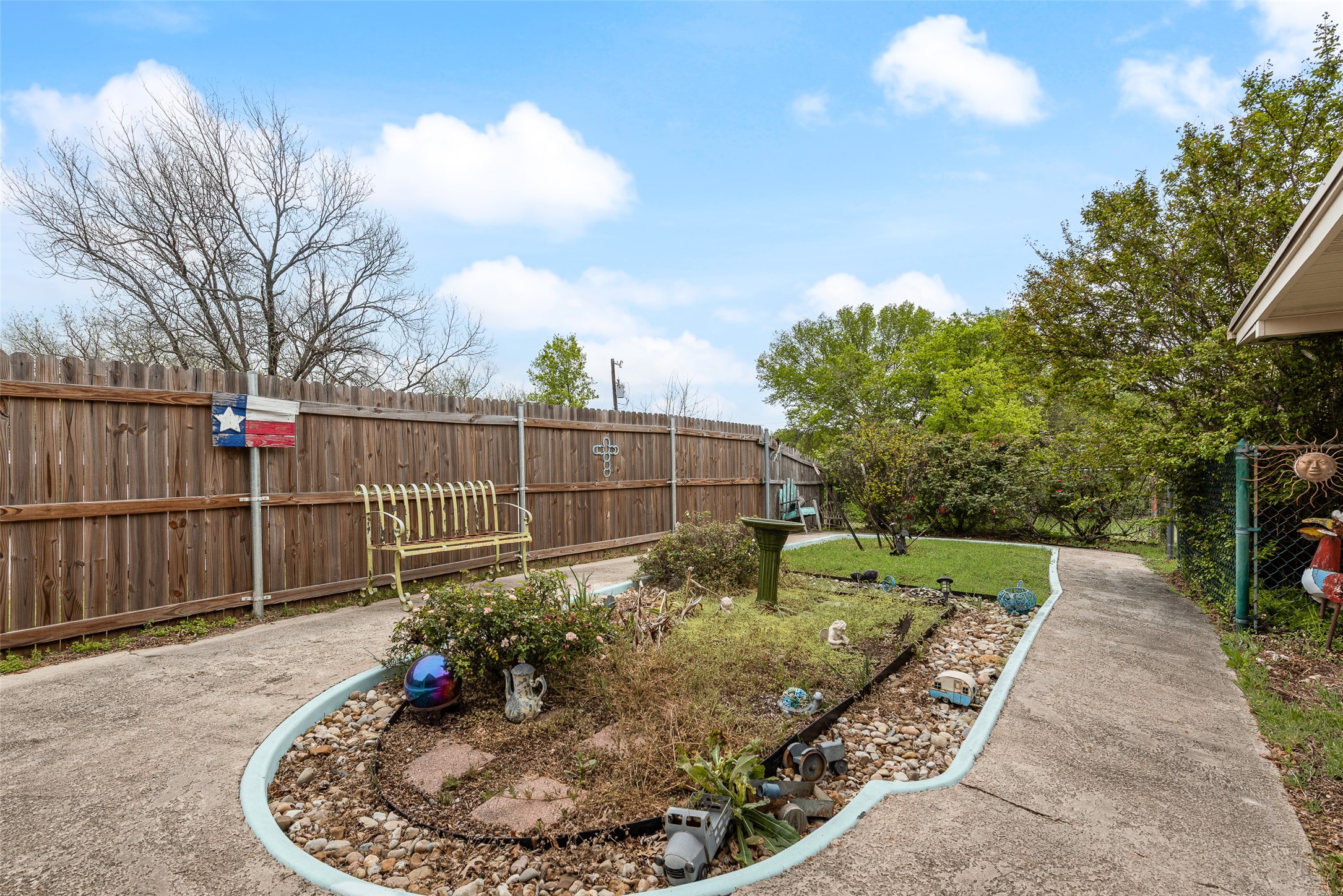830 Mount Zion Road Midlothian TX 76065