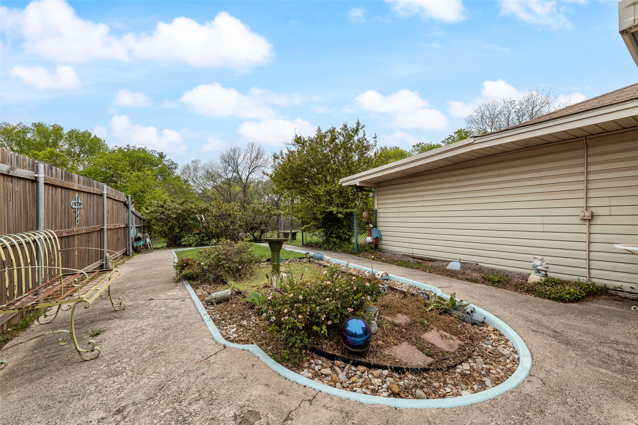 830 Mount Zion Road Midlothian TX 76065