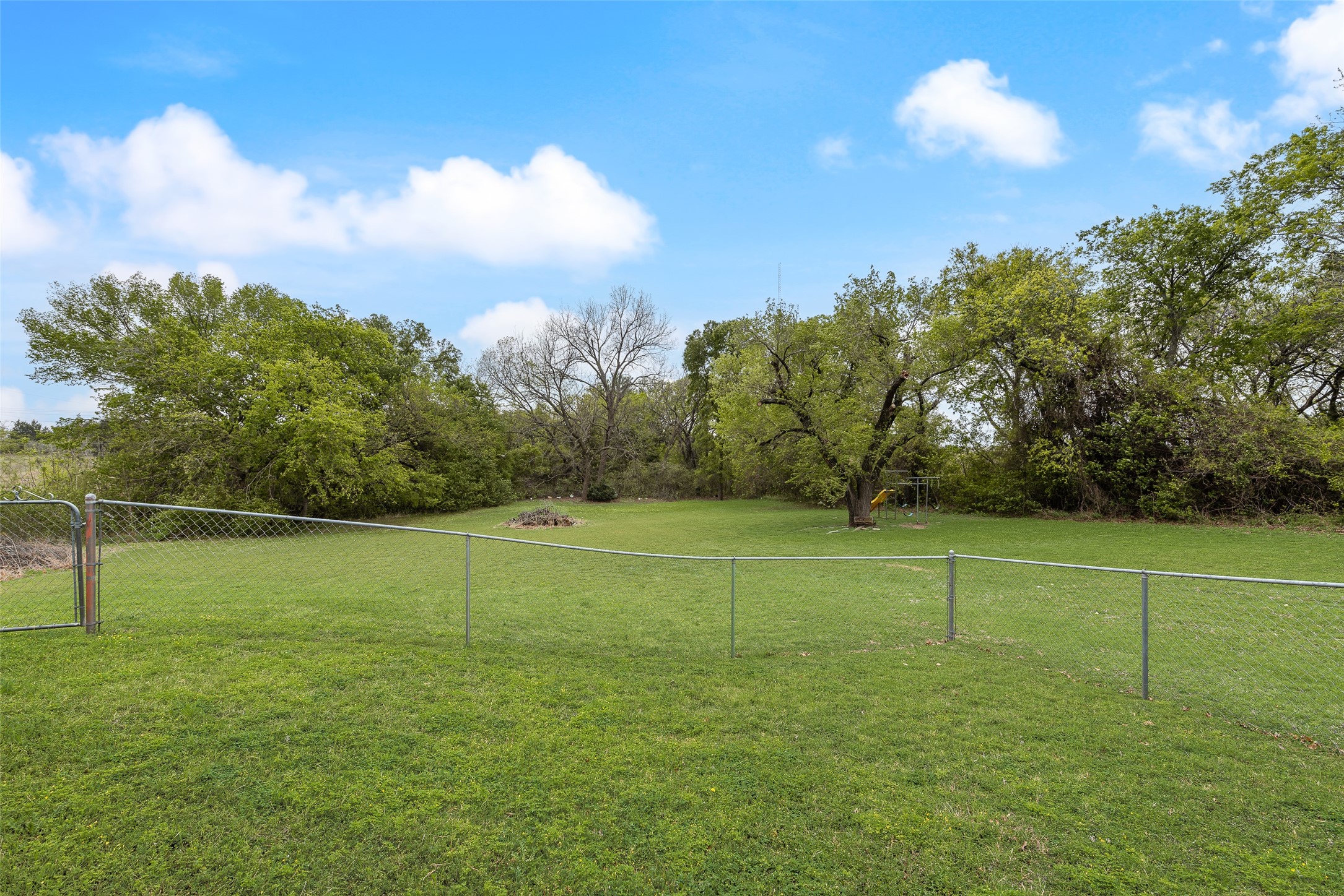 830 Mount Zion Road Midlothian TX 76065