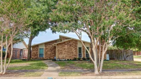 1211 Crestwood Court Allen TX 75002