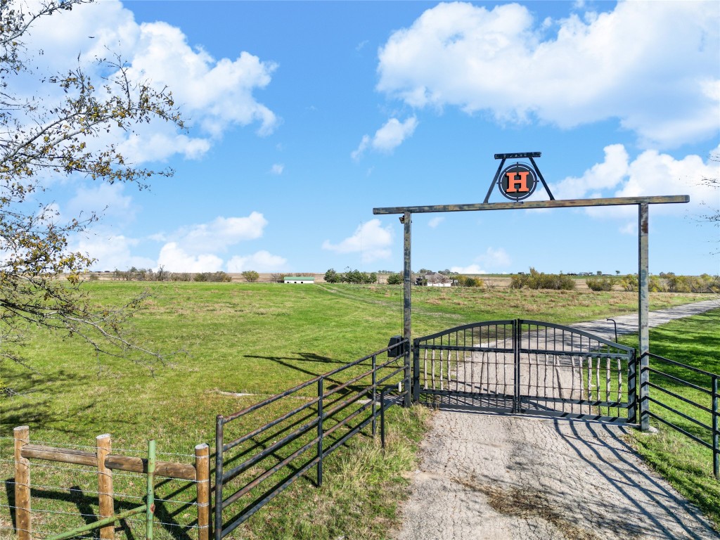 7864 Fm 2331 Godley TX 76044