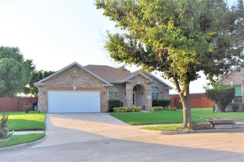 2958 Cheshire Way Grand Prairie TX 75052