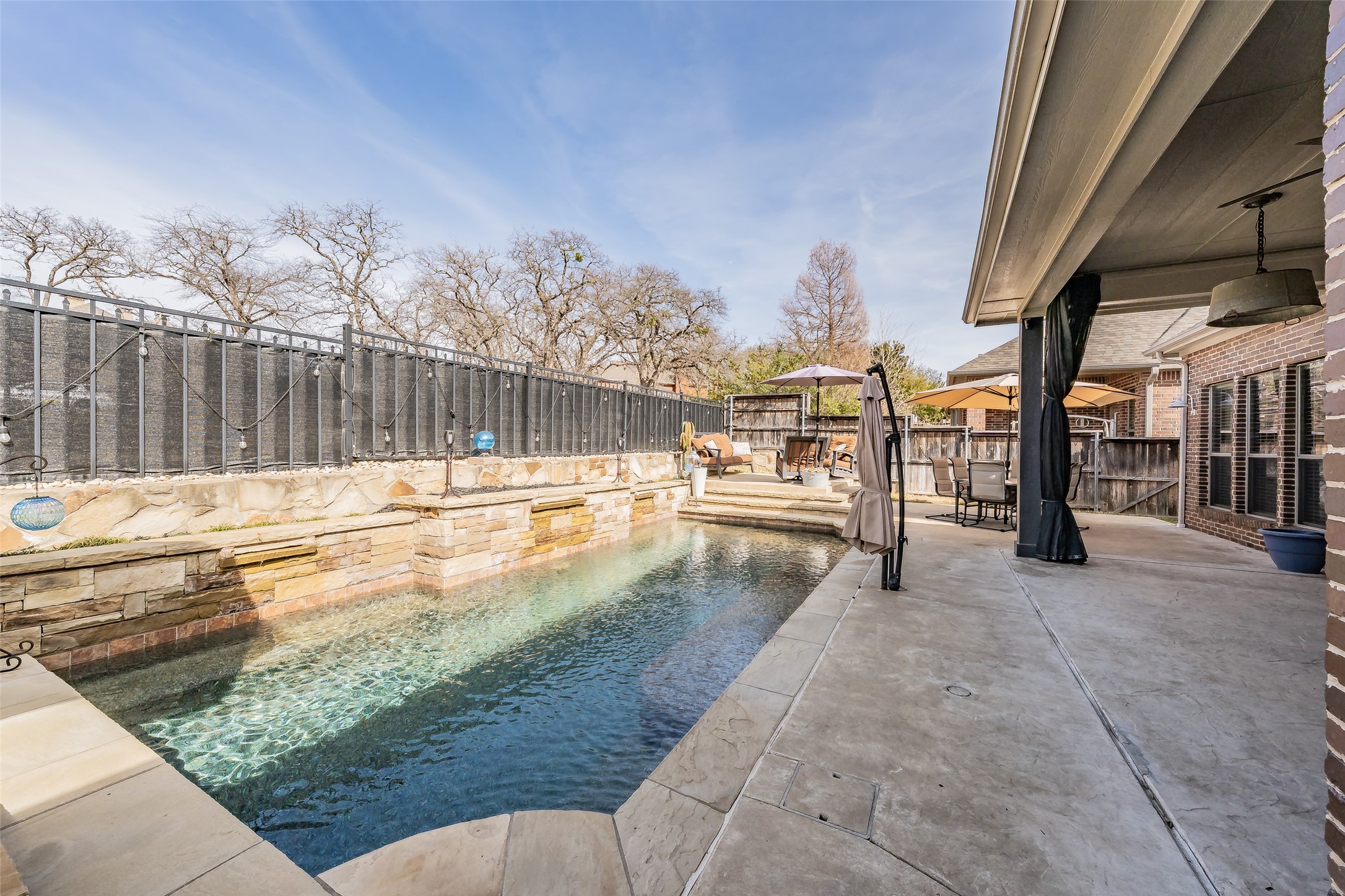 209 Thistle Ridge Denton TX 76210