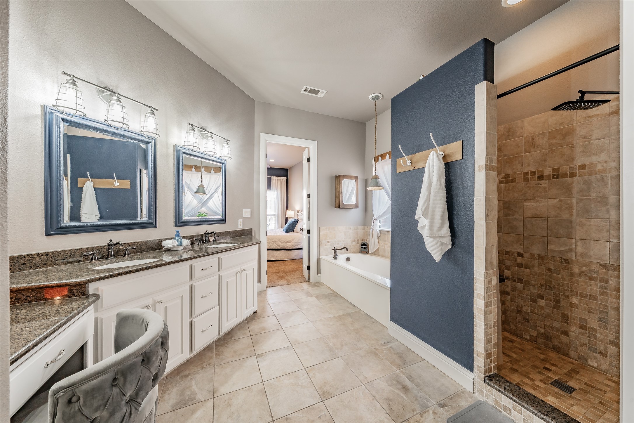 209 Thistle Ridge Denton TX 76210