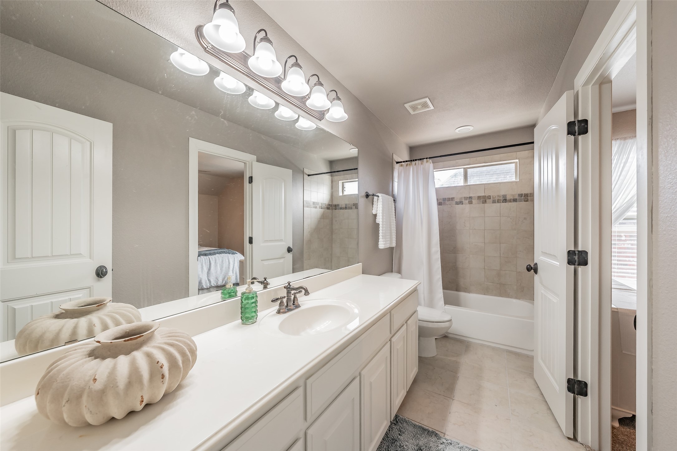 209 Thistle Ridge Denton TX 76210