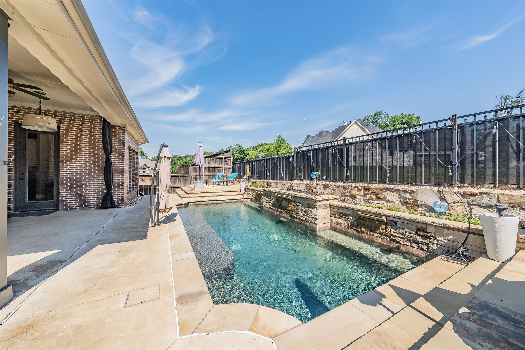 209 Thistle Ridge Denton TX 76210