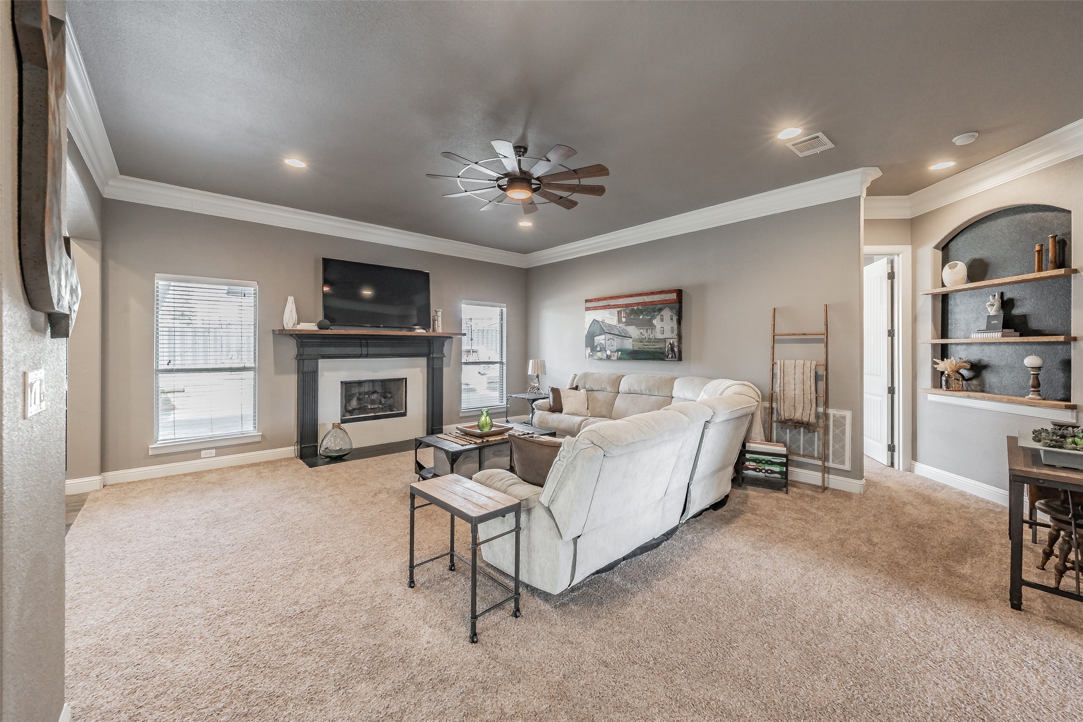 209 Thistle Ridge Denton TX 76210
