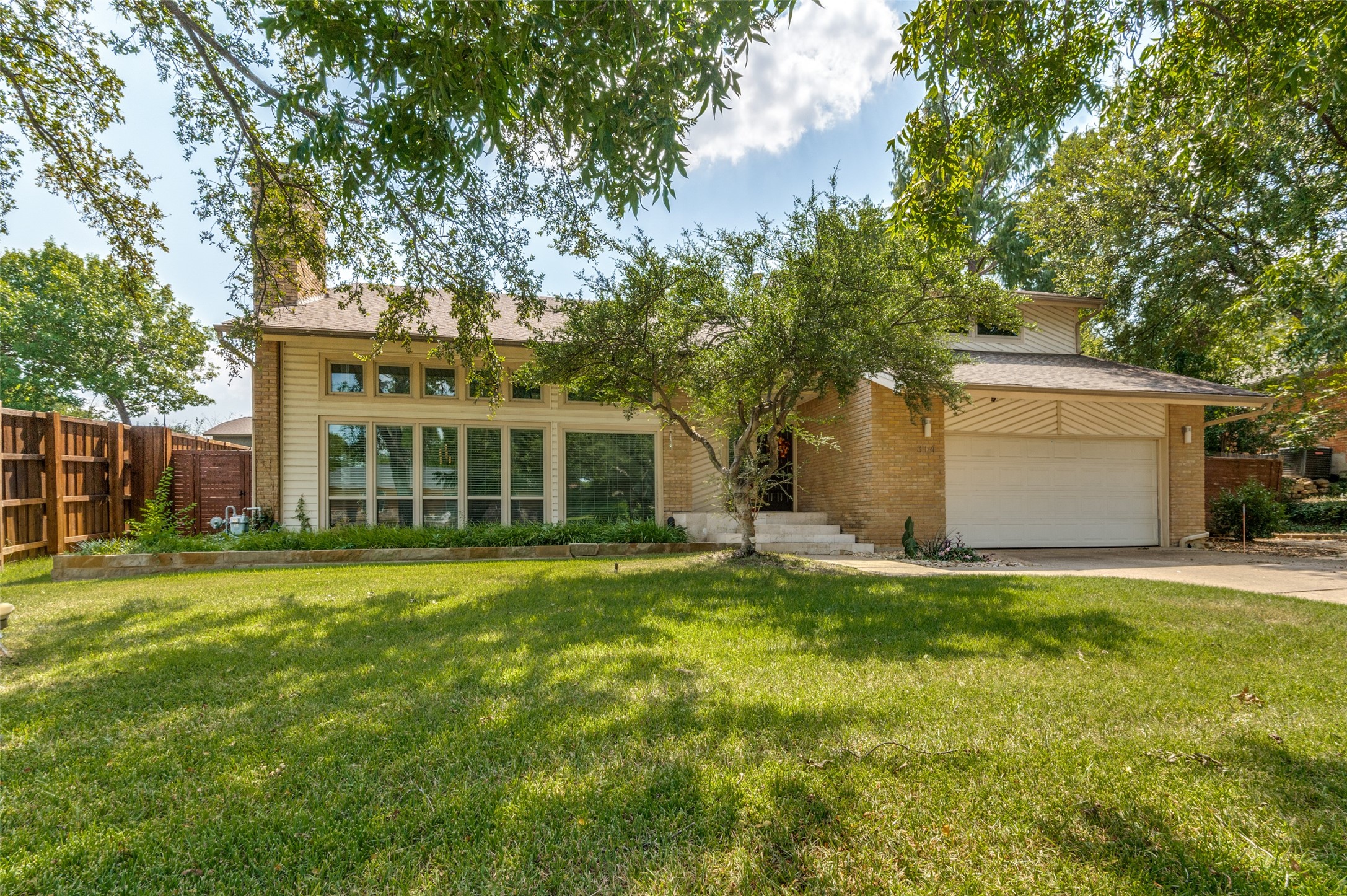 314 Santa Clara Street Irving TX 75062