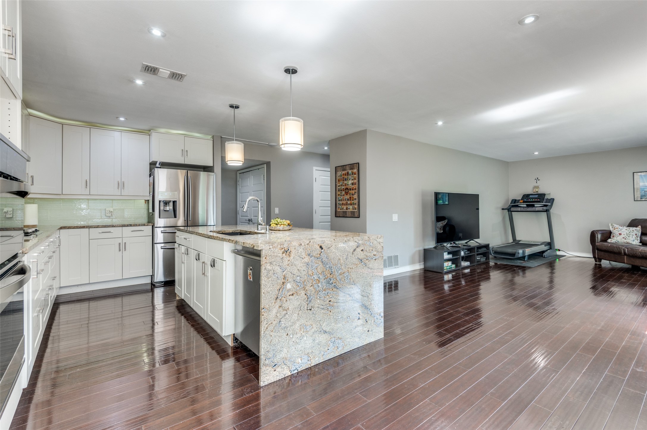 314 Santa Clara Street Irving TX 75062