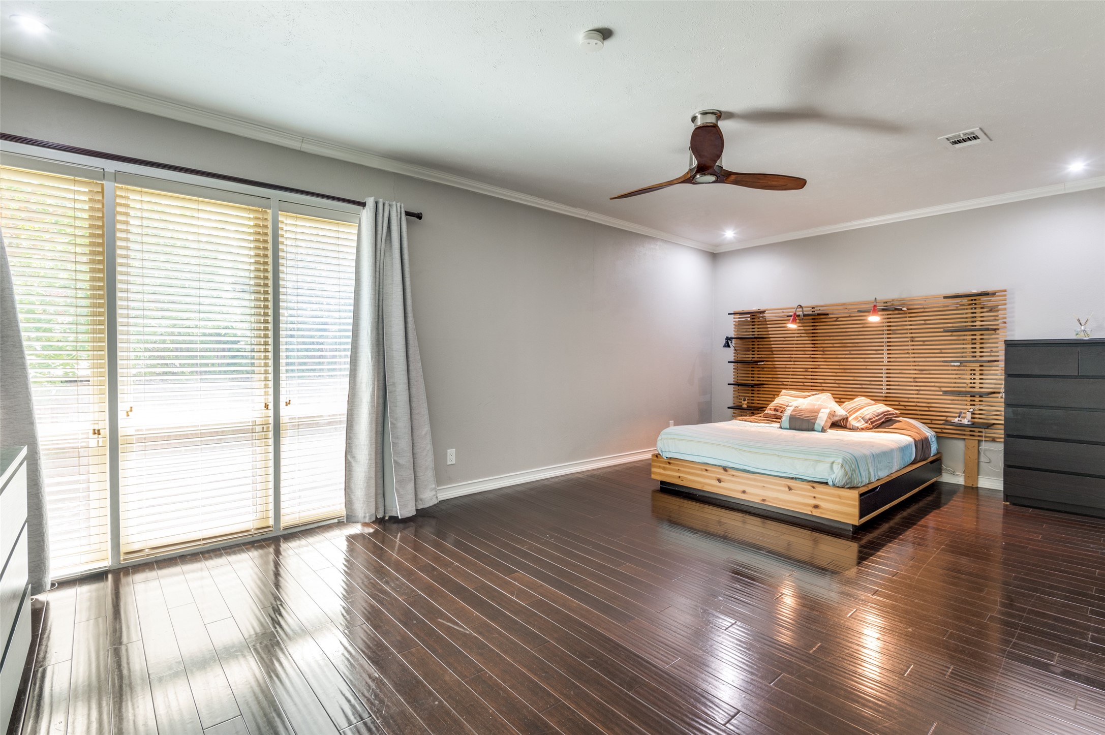 314 Santa Clara Street Irving TX 75062