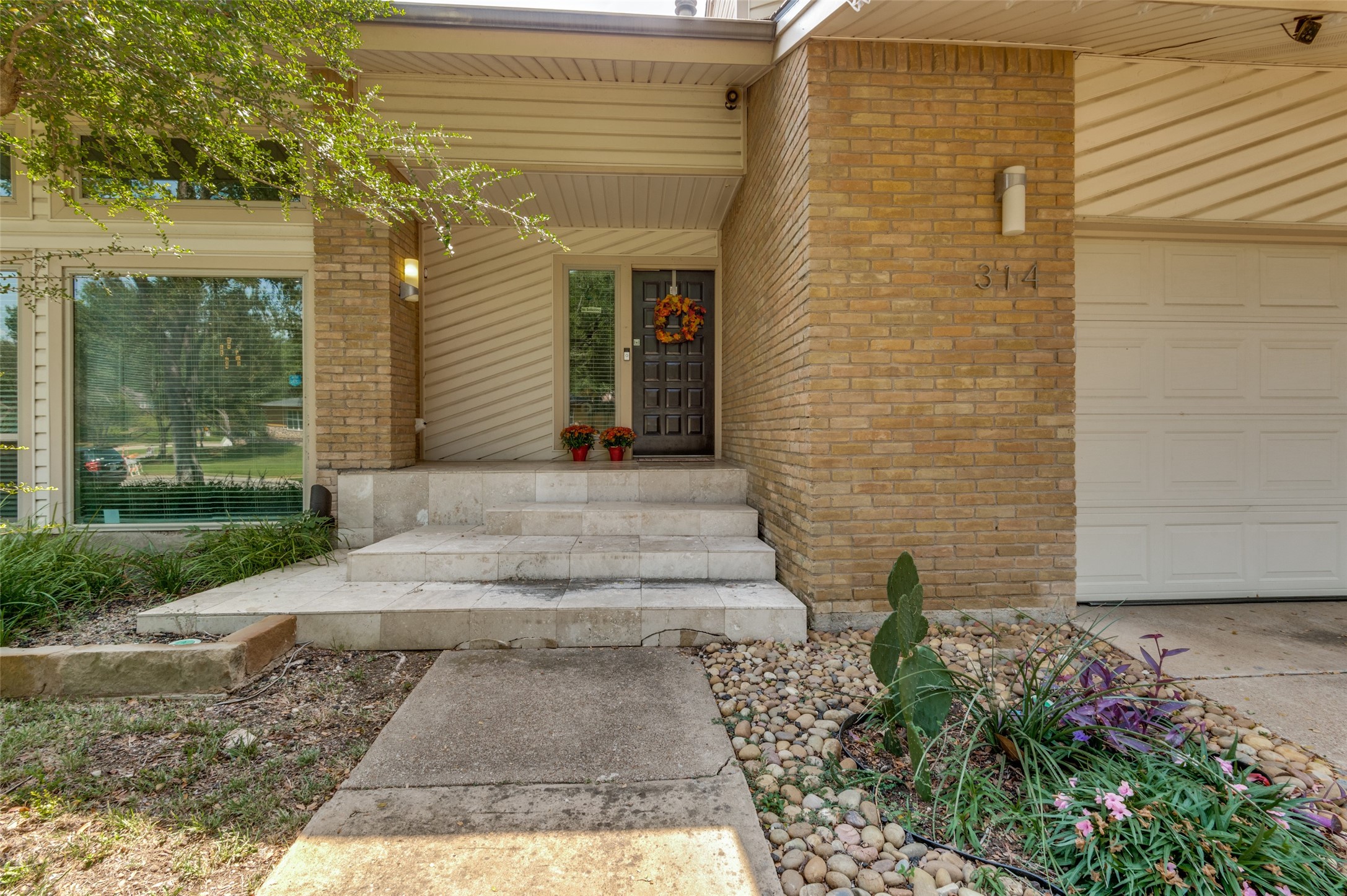 314 Santa Clara Street Irving TX 75062