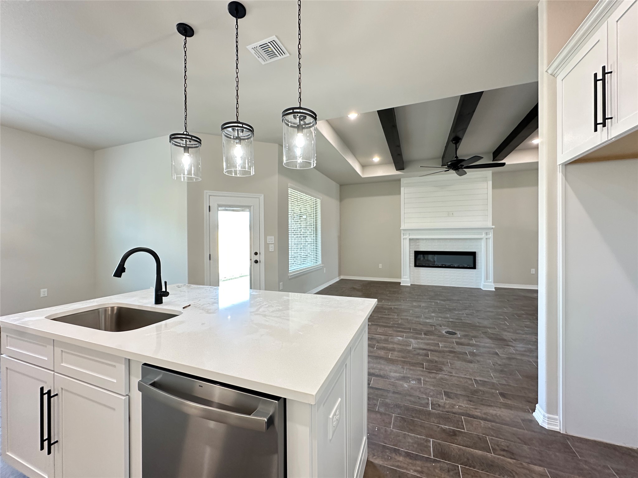 132 Lasso Loop Lorena TX 76655