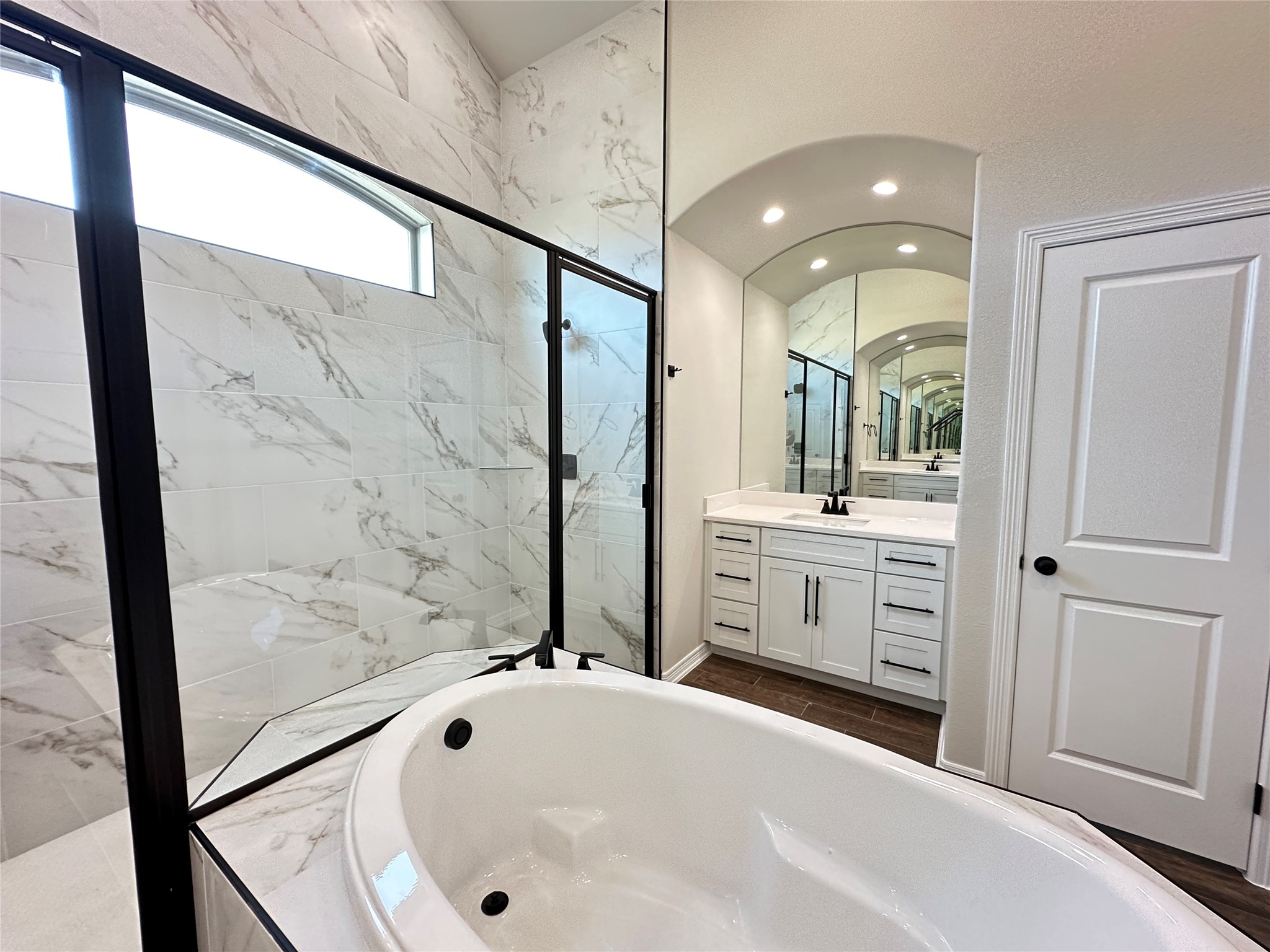 132 Lasso Loop Lorena TX 76655