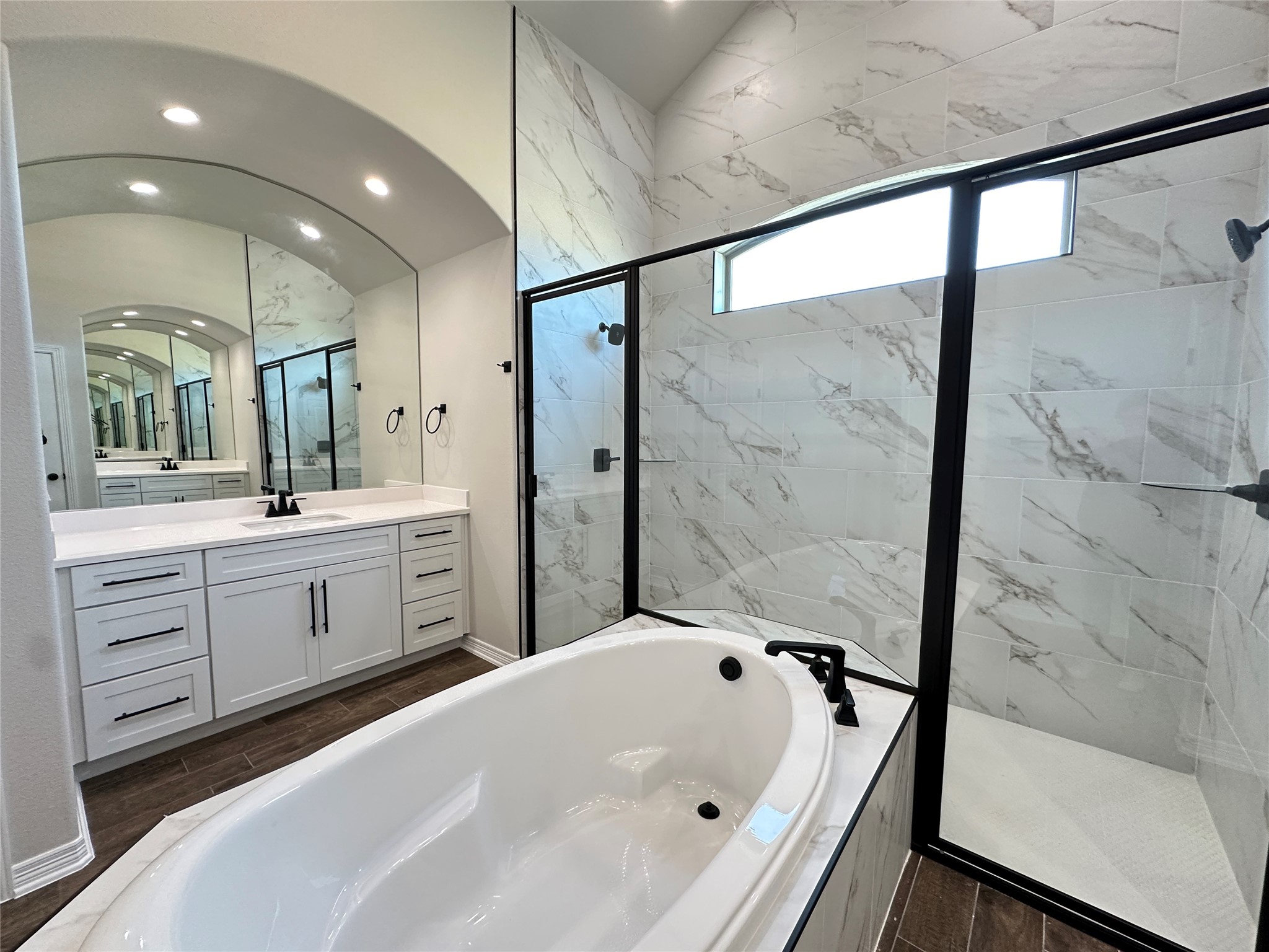 132 Lasso Loop Lorena TX 76655