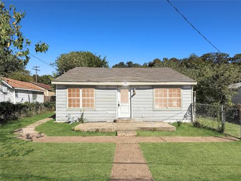 1607 Southtrees Street Irving TX 75060