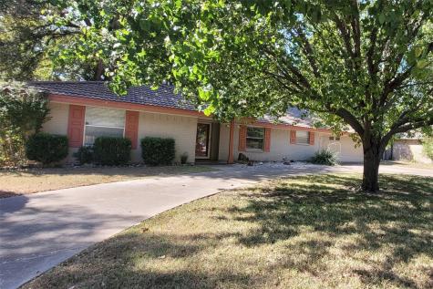 8429 Marys Creek Drive Benbrook TX 76116