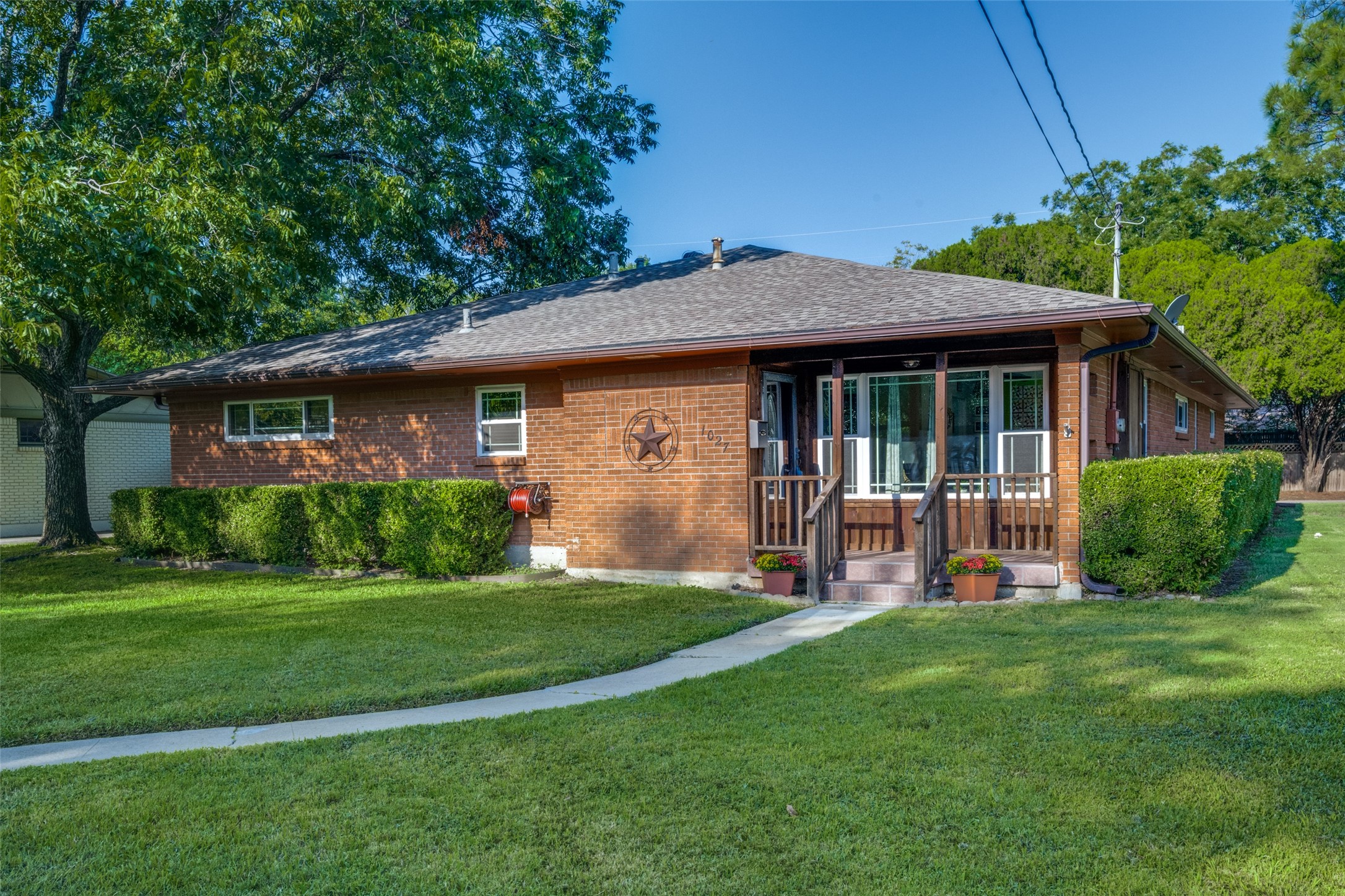 1027 Stanley Street Denton TX 76201