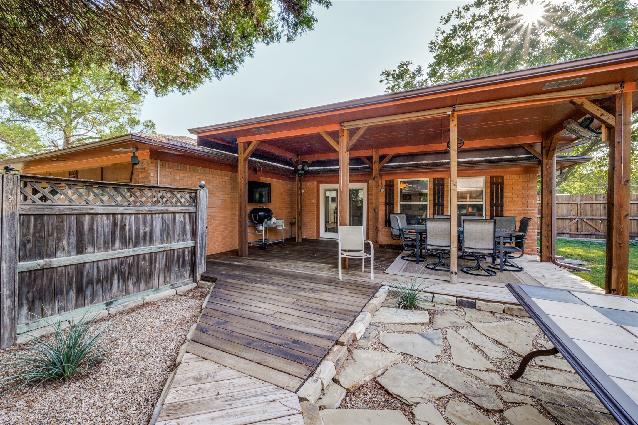 1027 Stanley Street Denton TX 76201