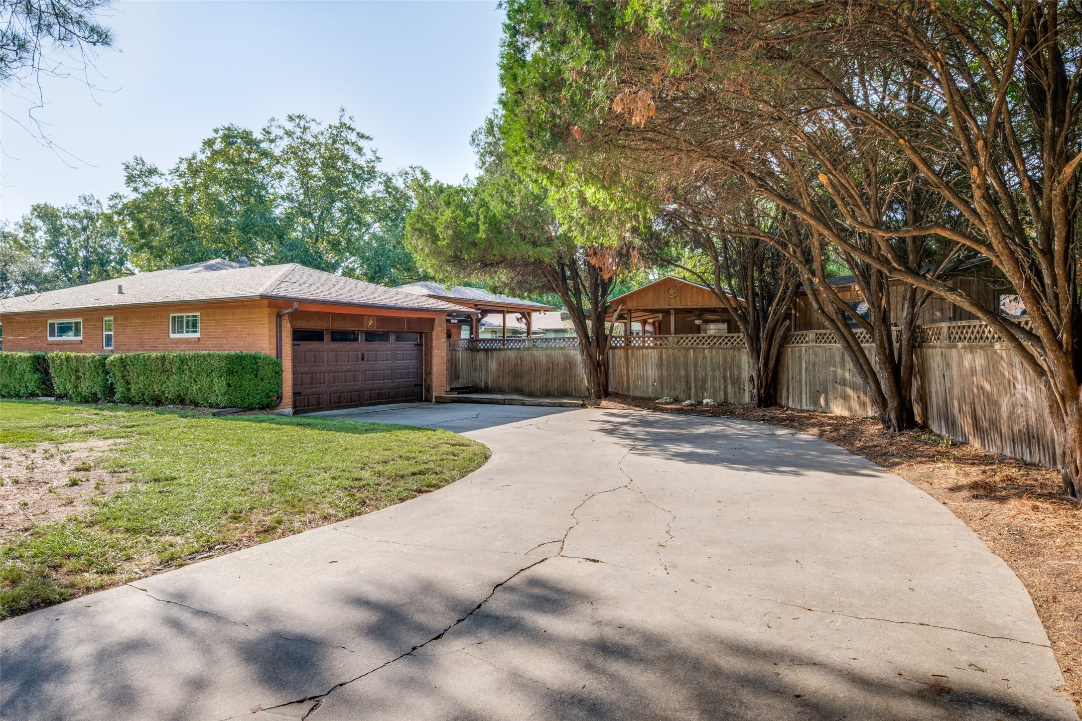1027 Stanley Street Denton TX 76201