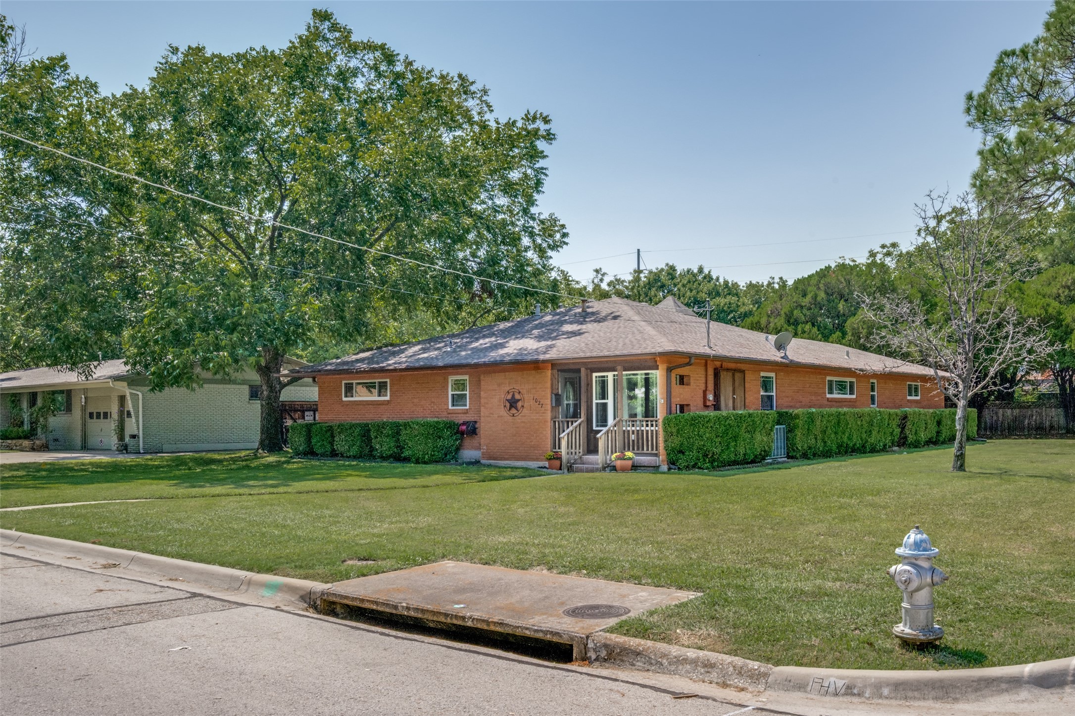 1027 Stanley Street Denton TX 76201