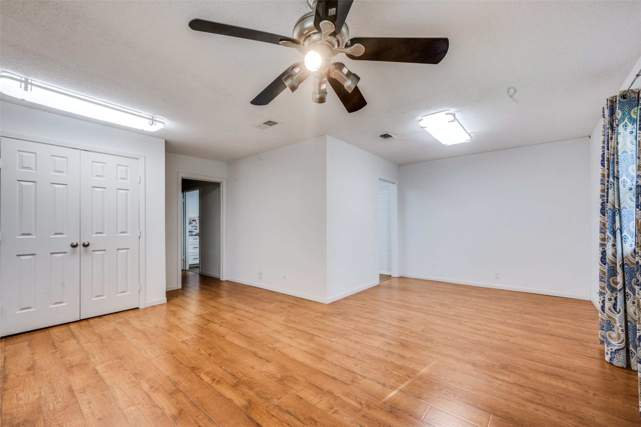1027 Stanley Street Denton TX 76201
