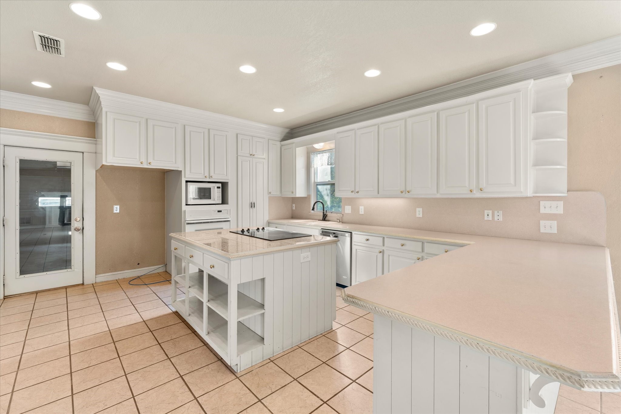 204 Plantation Avenue Pottsboro TX 75076