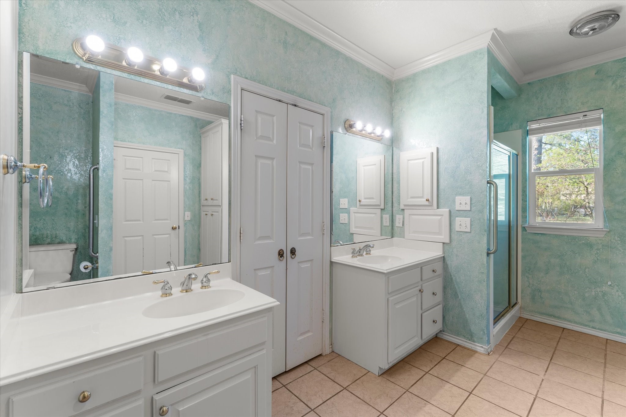 204 Plantation Avenue Pottsboro TX 75076