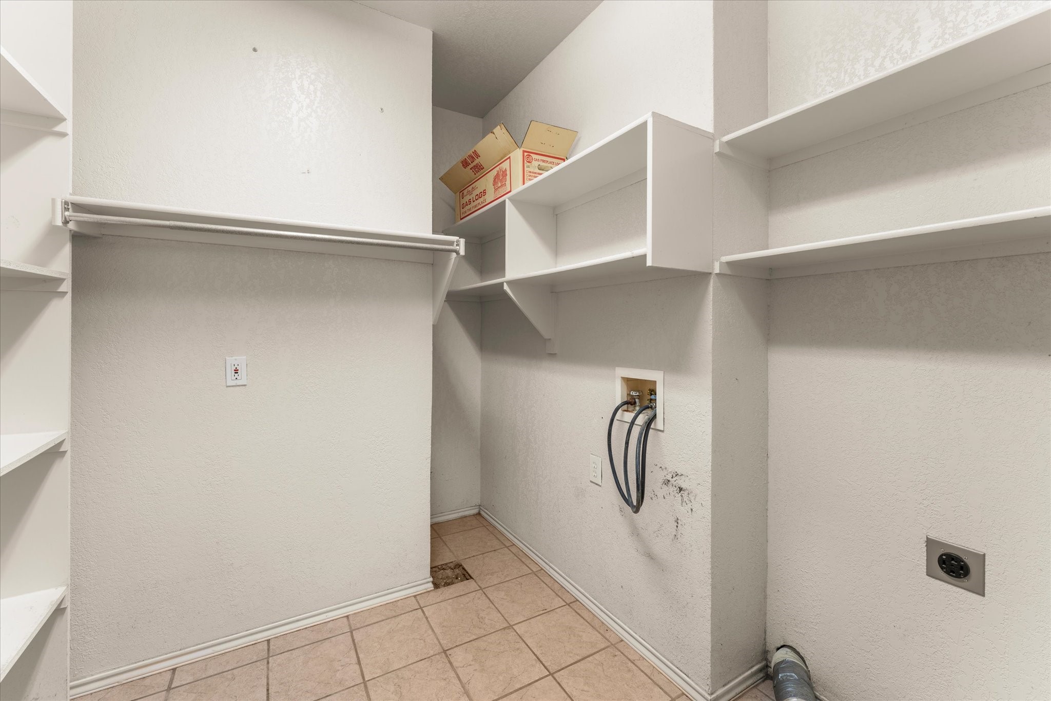 204 Plantation Avenue Pottsboro TX 75076