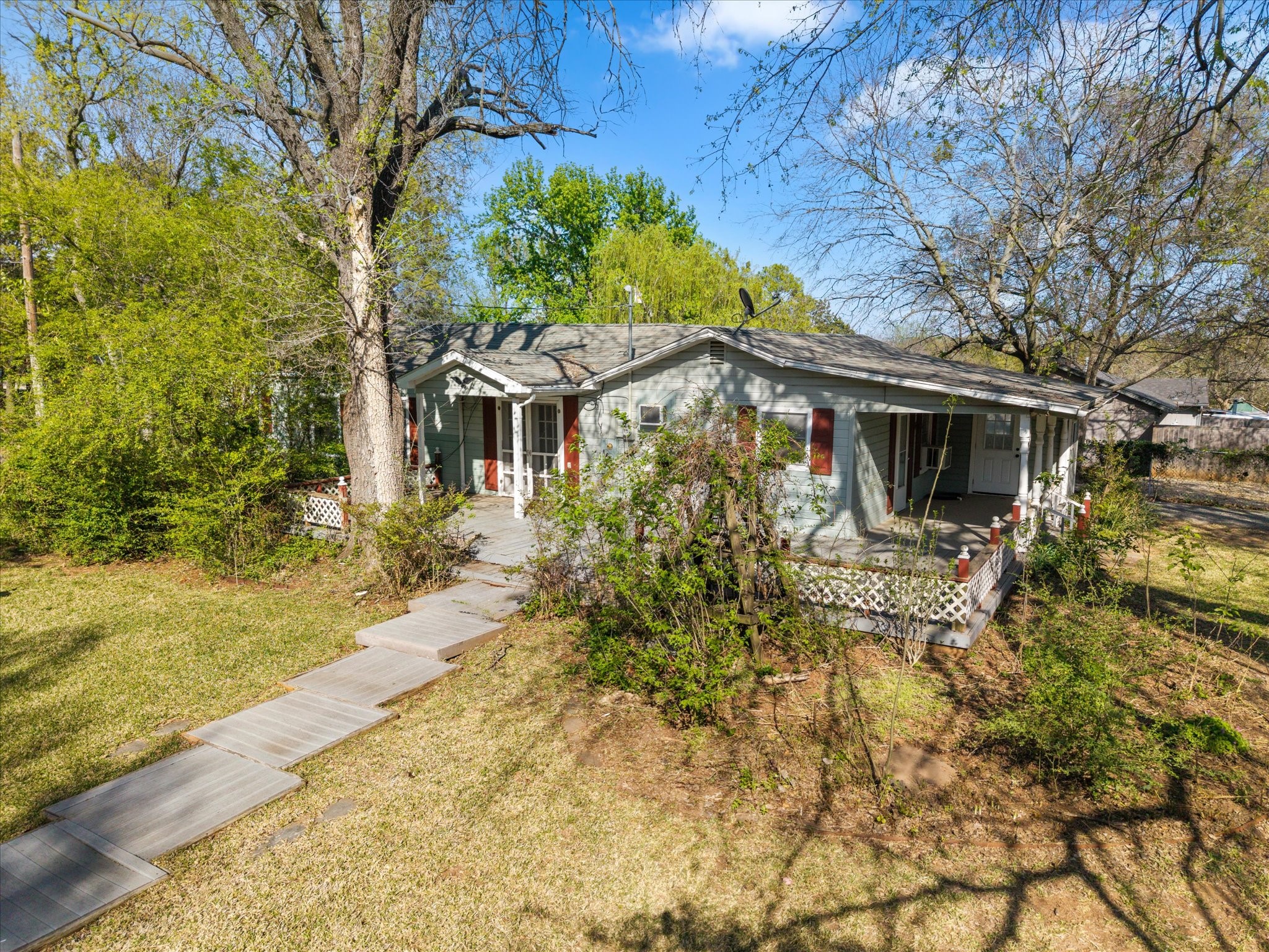204 Plantation Avenue Pottsboro TX 75076