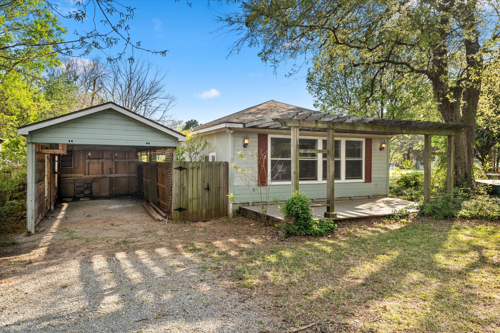 204 Plantation Avenue Pottsboro TX 75076