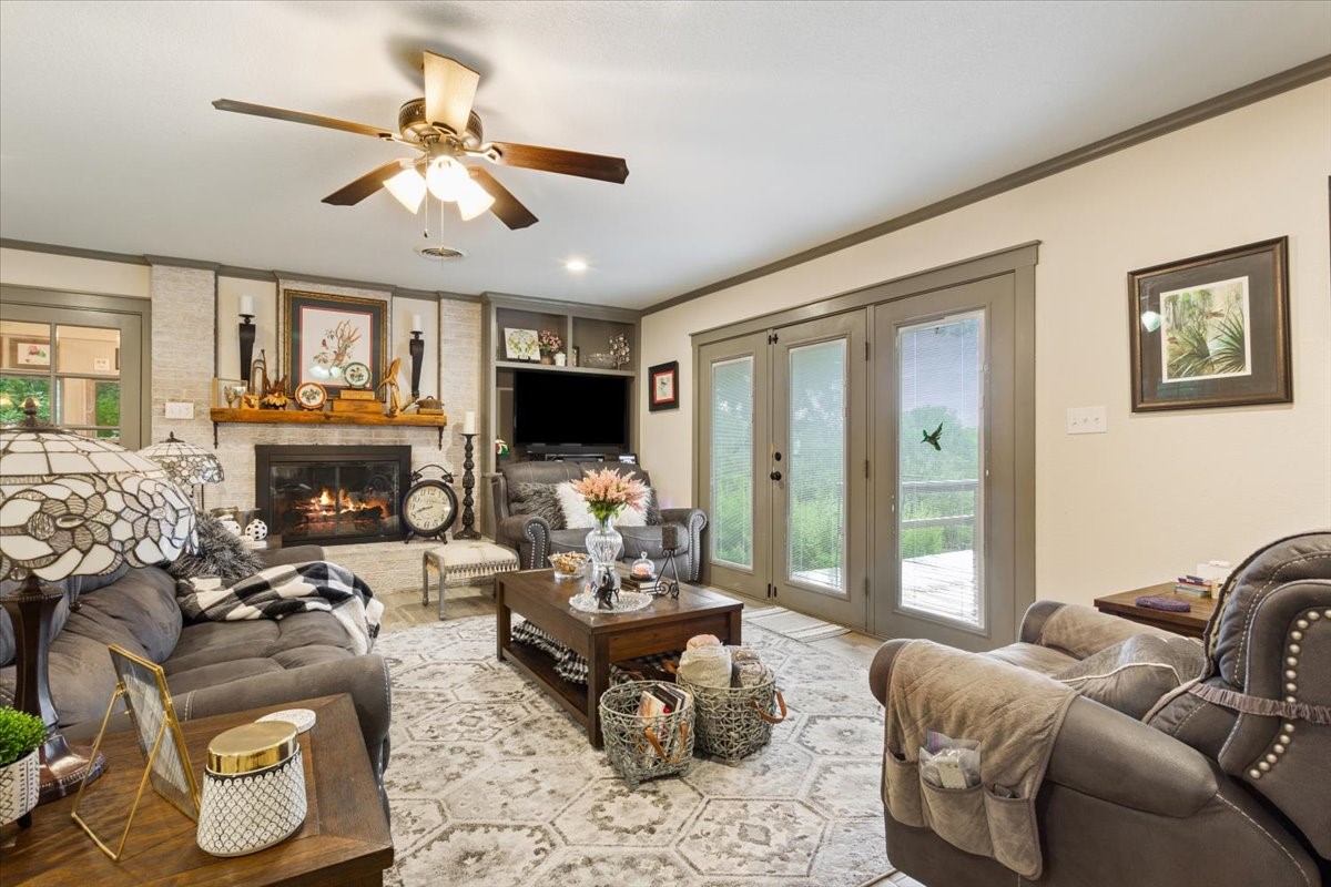 649 Wedgewood Drive China Spring TX 76633