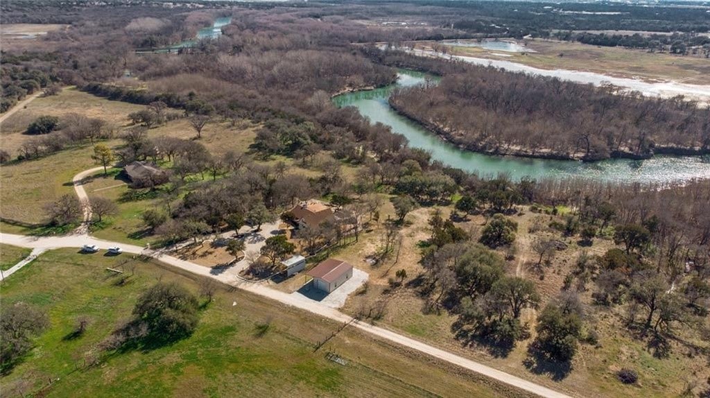 649 Wedgewood Drive China Spring TX 76633