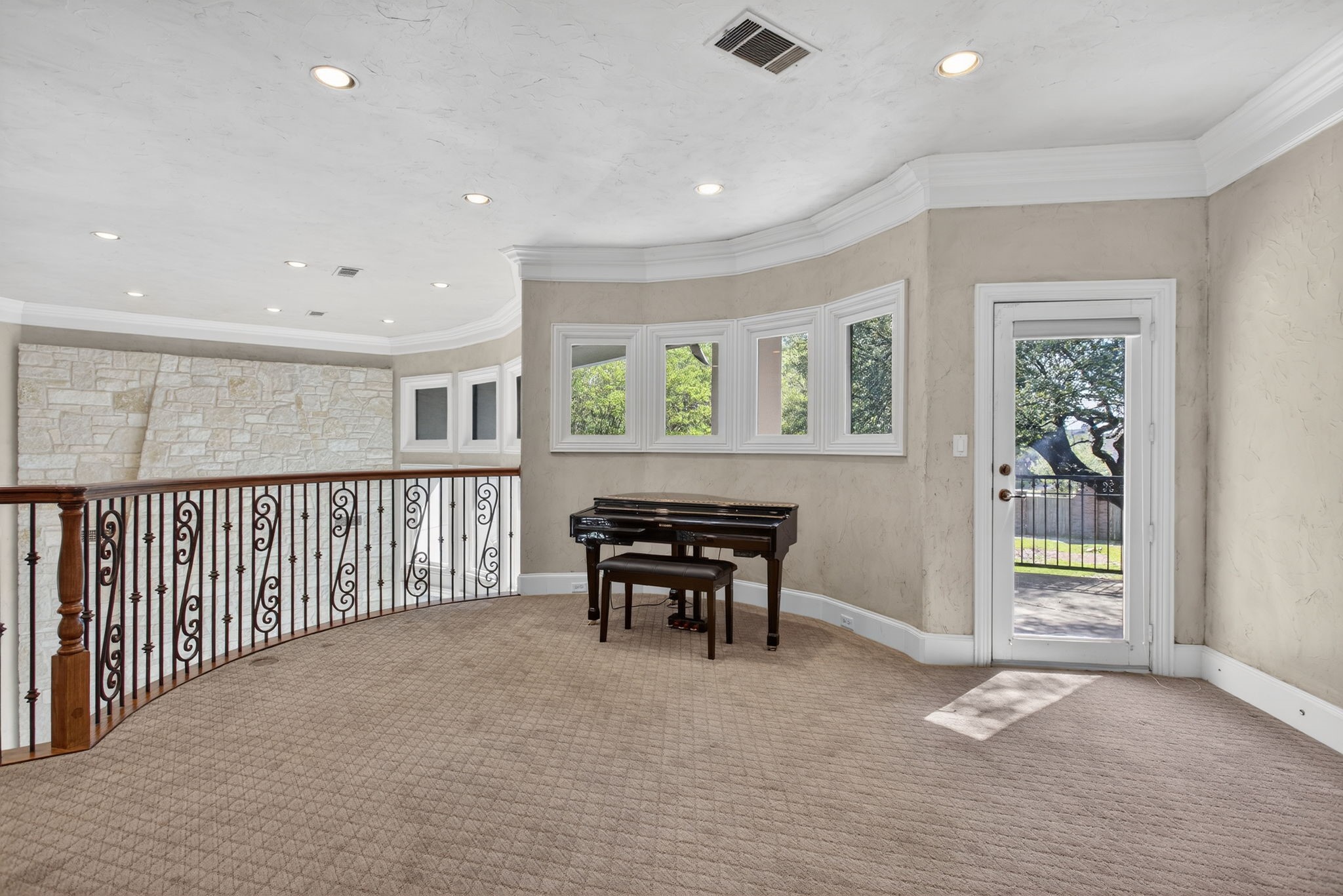 2125 Bradford Park Fort Worth TX 76107