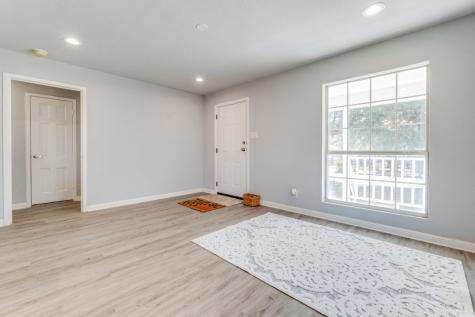 2627 Sharon Street Dallas TX 75211
