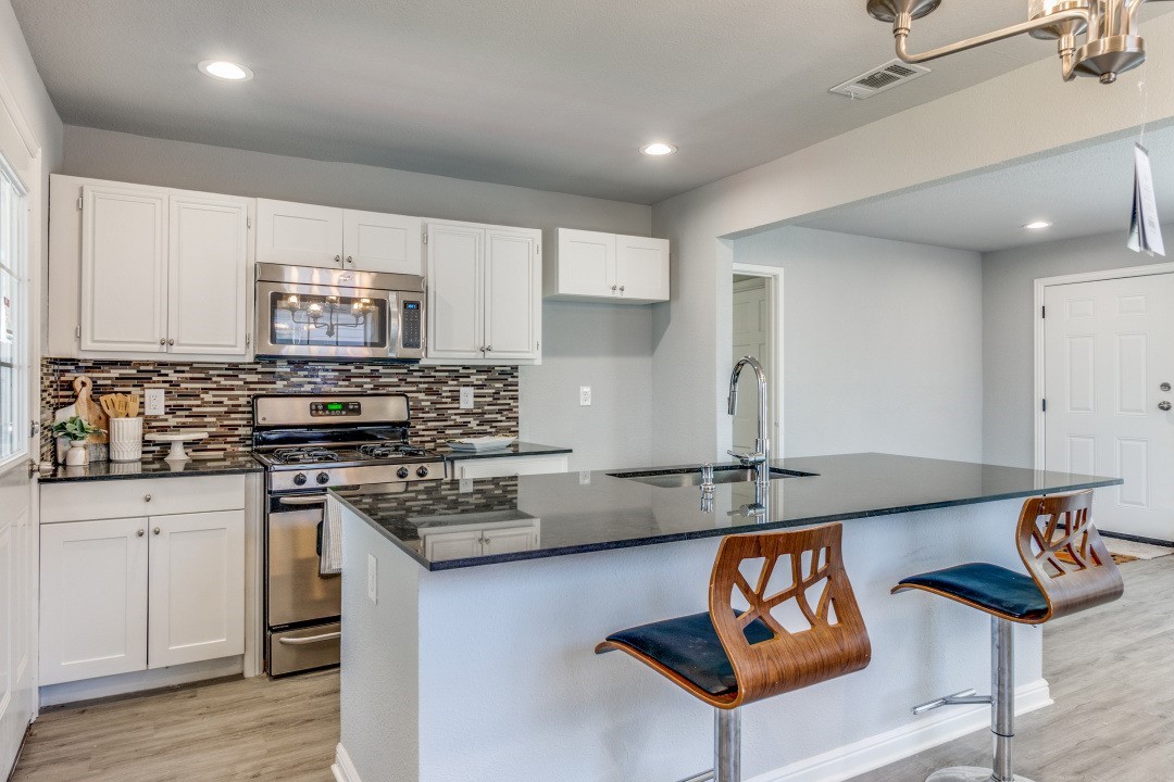 2627 Sharon Street Dallas TX 75211